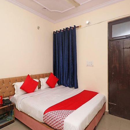 Oyo 30288 Hotel Moon Palace Lucknow Zewnętrze zdjęcie