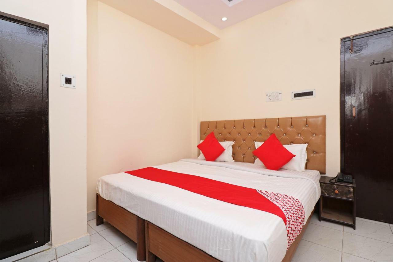 Oyo 30288 Hotel Moon Palace Lucknow Zewnętrze zdjęcie