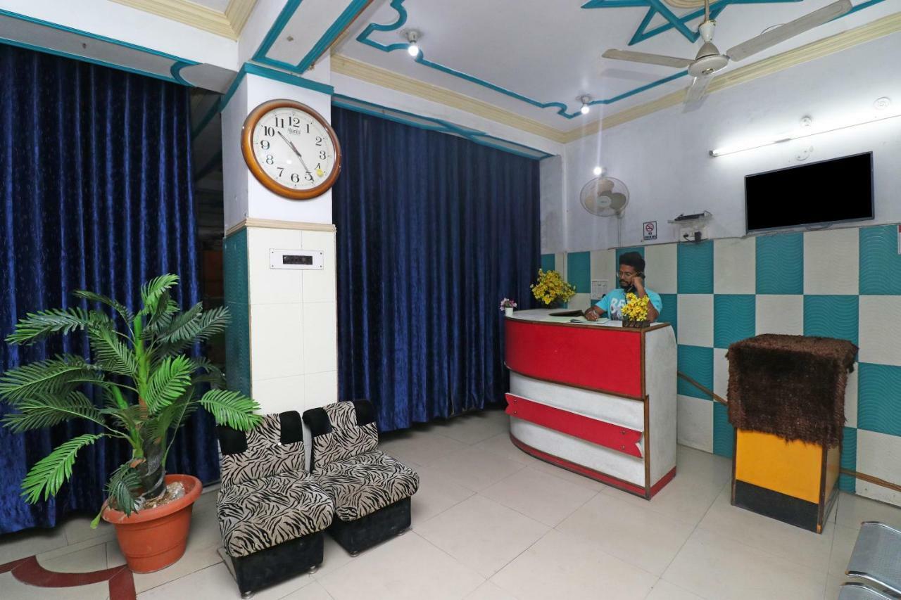 Oyo 30288 Hotel Moon Palace Lucknow Zewnętrze zdjęcie