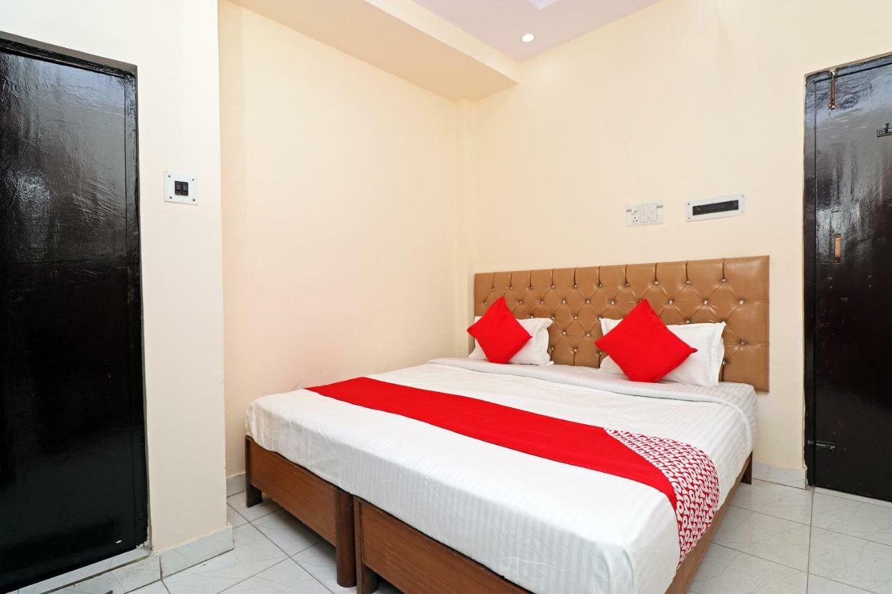 Oyo 30288 Hotel Moon Palace Lucknow Zewnętrze zdjęcie